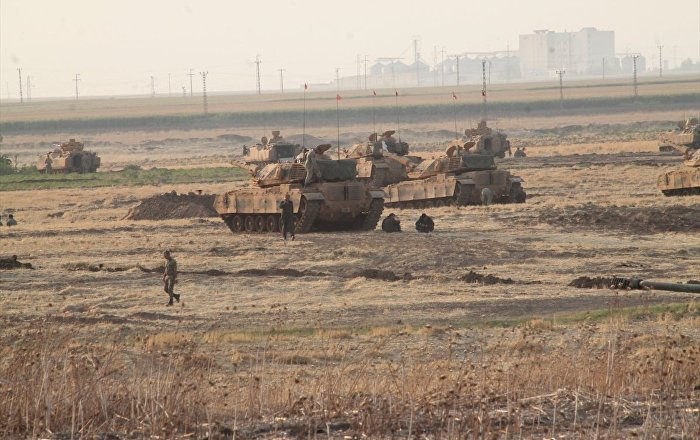 Irak sınırına mevzi kazıldı