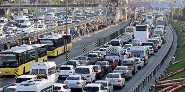 İstanbul pazartesi gününe hazırlanıyor; AKOM alarmda, İstanbullu teyakkuz hâlinde!