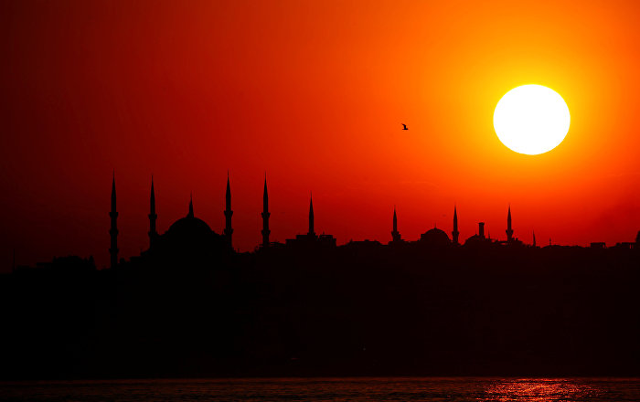 ‘İstanbul’da 100 metrekare ev almak için 12.5 yıl hiç harcama yapmadan çalışmak gerekiyor’