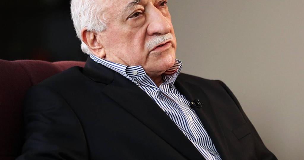 İzmir’de FETÖ tepkisi… Korucuk gitti, Dirmil geldi