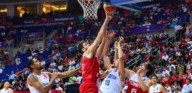 Milliler Büyük Britanya’yı 84-70 mağlup etti