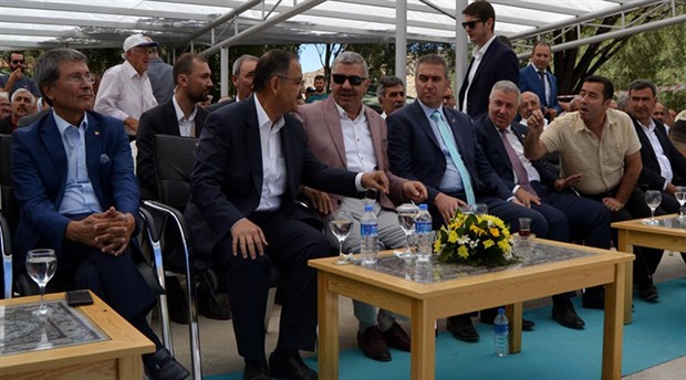 Özhaseki-Arık gerginliği sosyal medyada sürüyor