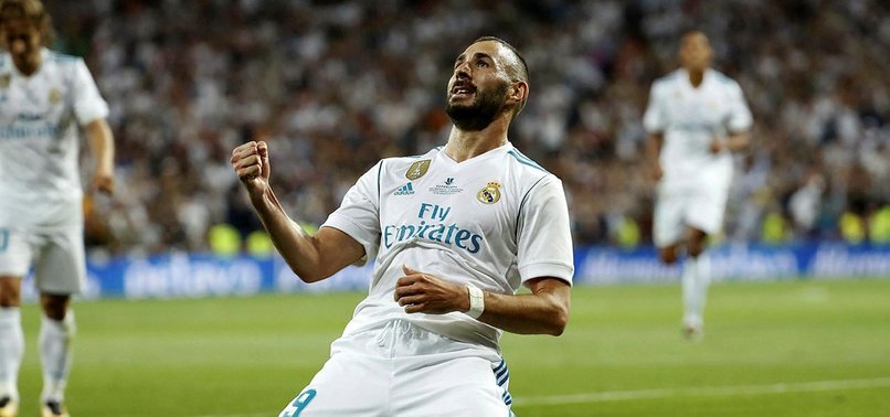 Real Madrid'de Benzema'nın sözleşmesi uzatıldı