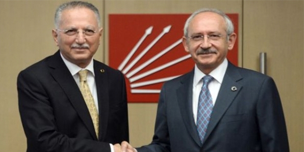 "Sağa göz kırpıp solculuk yapılmaz"