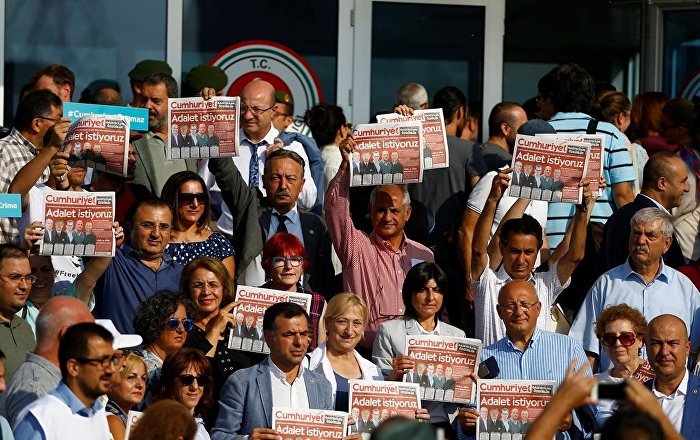 Serbest bırakılan Kadri Gürsel: Çok fazla sevinecek bir durum yok