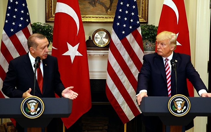 ‘Trump konusunda hayal kırıklığı yaşayan Erdoğan, S-400 anlaşmasını imzaladı’