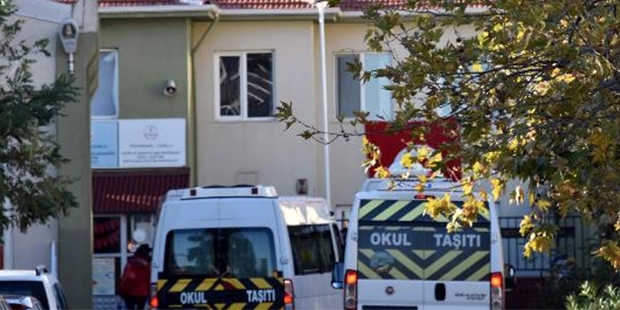 7 yaşındaki işitme engelli öğrenci serviste unutuldu
