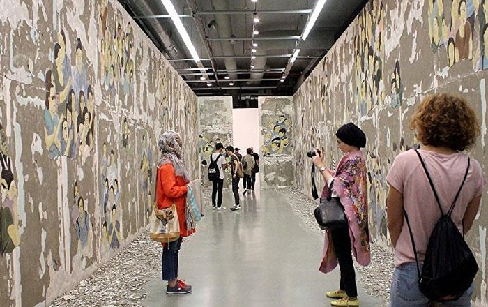Abdülmecid Efendi Köşkü’ndeki bienal sergisine saldırı