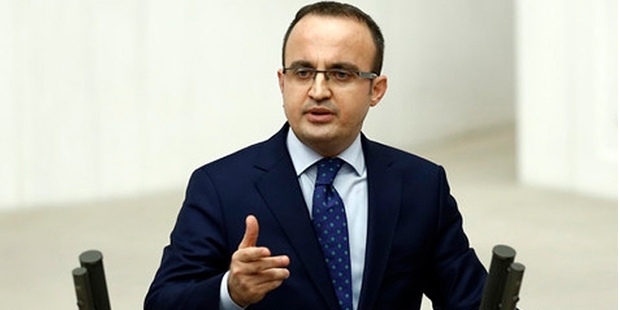AKP Grup Başkanvekili: Belediye başkanlarının istifalarının istenmesi cezai durumlardan dolayı değil