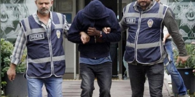 Antalya'da 'laf atma' kavgası kanlı bitti: 1 Suriyeli öldü, 2'si yaralandı