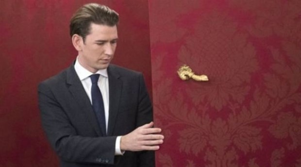Avusturya’da aşırı sağcı partiye koalisyon görüşmeleri daveti