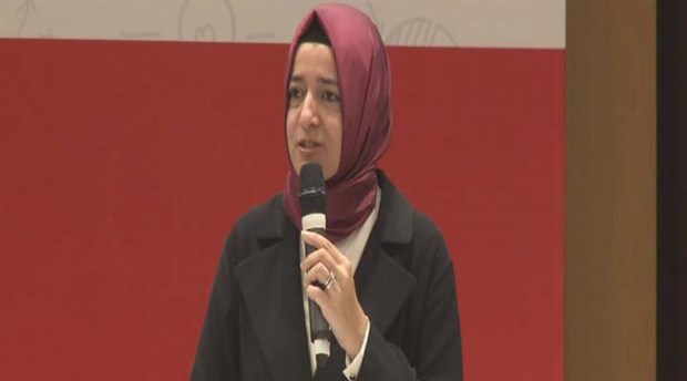 Bakan Kaya: Tişörtlerini tankın egzozuna tıkayarak aslında en