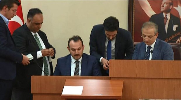 Başakşehir Belediye Başkanlığı’na Yasin Kartoğlu seçildi