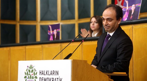 Baydemir: Kitaba düşmanlık kitapsızların işidir