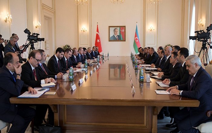 Erdoğan, Aliyev’le görüştü: İnşallah vatandaşlarımız artık Pekin’e, Londra’ya gidebilecek