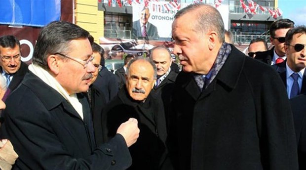‘Erdoğan Gökçek’e ‘Neden ikinci kez geldin, çıkınca istifa
