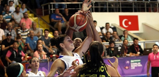 Fenerbahçe, Mersin'de rahat kazandı