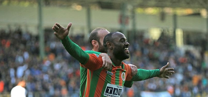 Fenerbahçe, Vagner Love'u istiyor