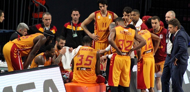 Galatasaray Odebank ilk galibiyetini arıyor