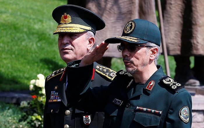 Genelkurmay Başkanı Akar İran’da