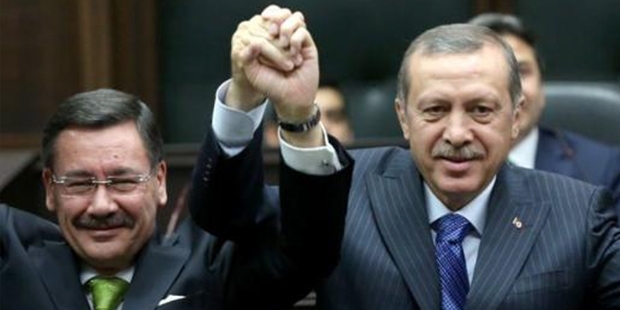 Gündem istifa; Cumhurbaşkanı Erdoğan, Melih Gökçek'le görüştü