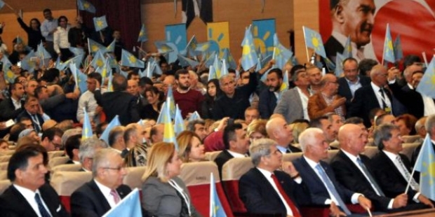 İyi Parti'den Bahçeli'ye cevap: Keşke bize ayırdığı zamanı memleket meselelerine ayırsaydı