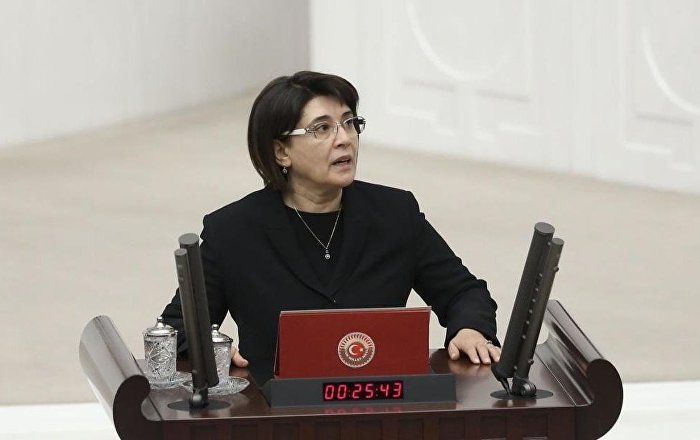 Leyla Zana’ya ‘terör örgütüne üye olmak’ suçlamasından beraat