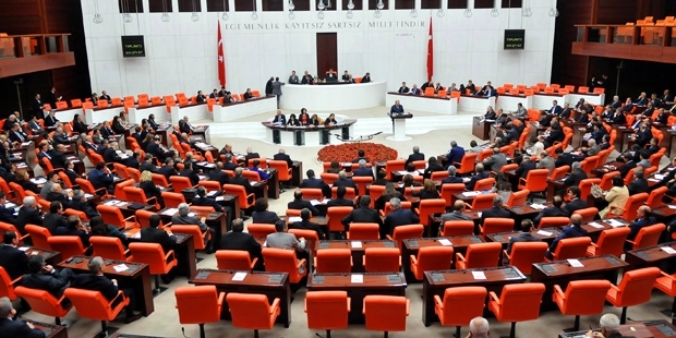 Meclis Genel Kurulu yeni haftaya Ulaştırma Bakanı hakkında gensoru görüşmeleriyle başlayacak