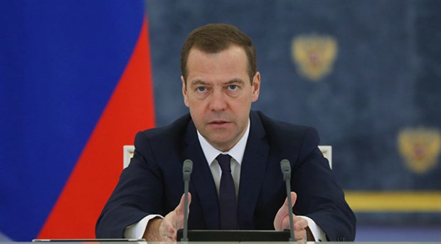Medvedev, IŞİD’i yok etme çağrısı yaptı