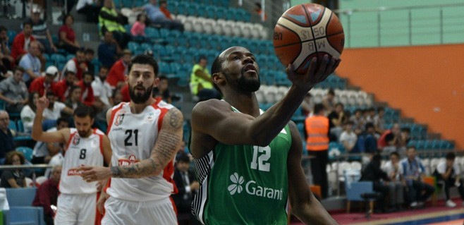 Muratbey Uşak: 84 – Darüşşafaka Basketbol: 8