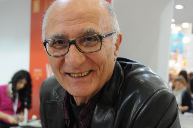 Nihat Behram Bornova'da şiir severlerle buluşuyor