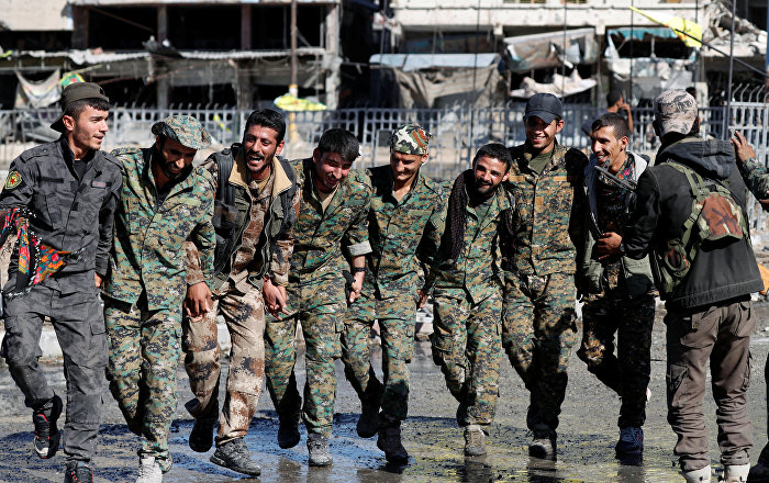 Pentagon’dan Rakka’da ‘Öcalan posteri’ açıklaması