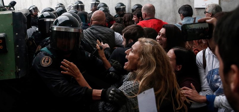 Referandum Barcelona maçını erteletti