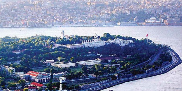 Topkapı surlarındaki hasbahçe 3. sit alanına düşürüldü; artık inşaat yapılabilecek!