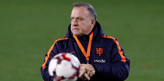Advocaat, Hollanda Milli Takımı’nı bırakıyor