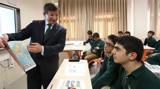 Ahmet Davutoğlu dış politika analizi yaptı