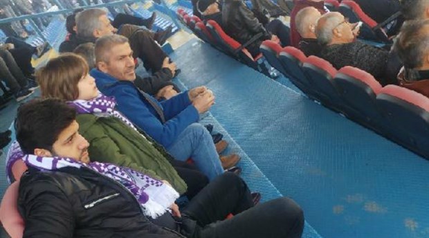 AKP’li vekilden protokol görevlisine dayak