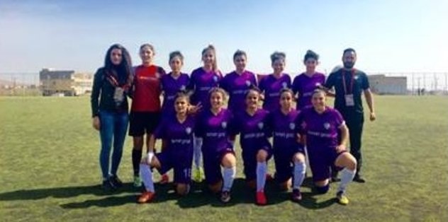 Amed Sportif’in kadın futbolcuları ligi bekliyor