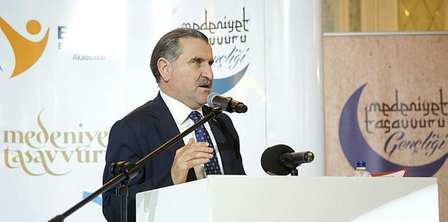 Bakan Bak: “Hedefimiz Türk futbolunun başarısı”