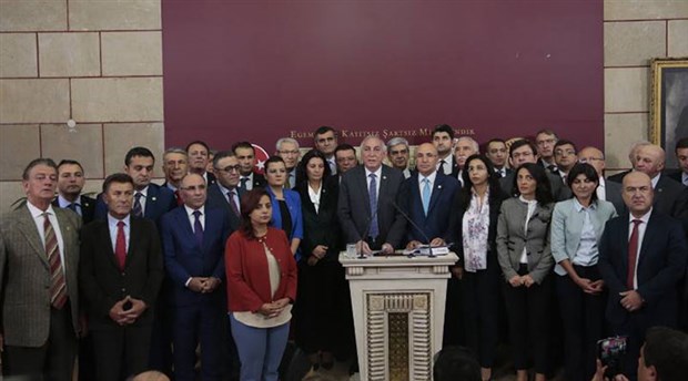 CHP’li vekillerden Berberoğlu için açıklama