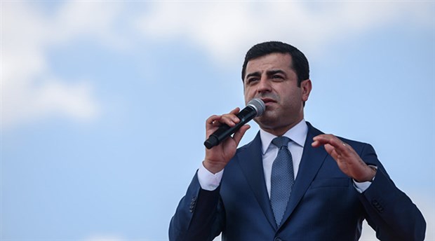 Demirtaş, kitap gelirinin nereye harcanacağını açıkladı