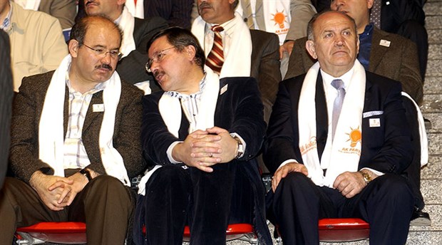 “Erdoğan’a yarar, partinin oyu düşer”
