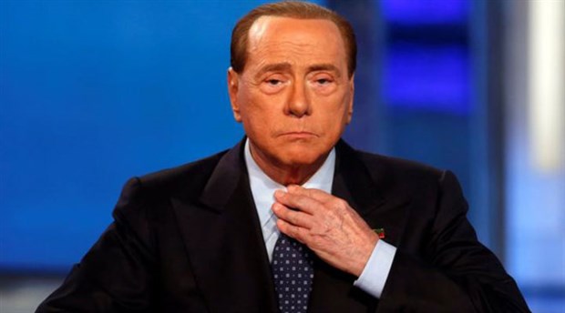 Eski İtalya Başbakanı Berlusconi’ye mafya soruşturması