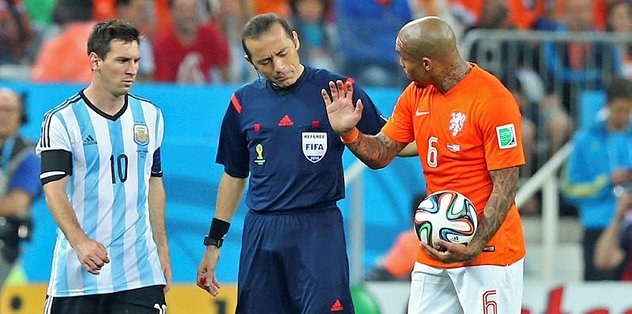 FIFA’dan Çakır’a davet