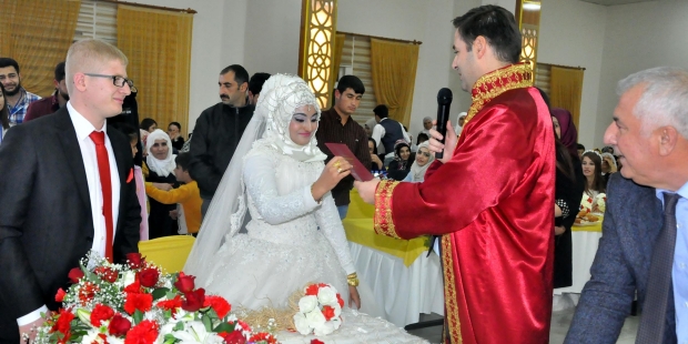 İlk kez bir müftü resmi nikâh kıydı!