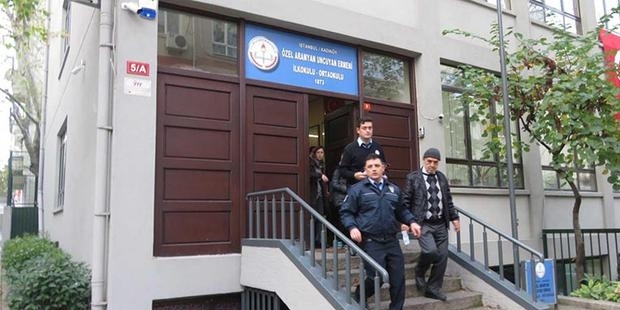 İstanbul'daki Ermeni okulunun bekçisi, okulda ölü bulundu
