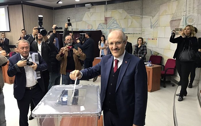 İstifa eden Balıkesir Belediye Başkanı Uğur’un yerine geçecek isim belli oldu
