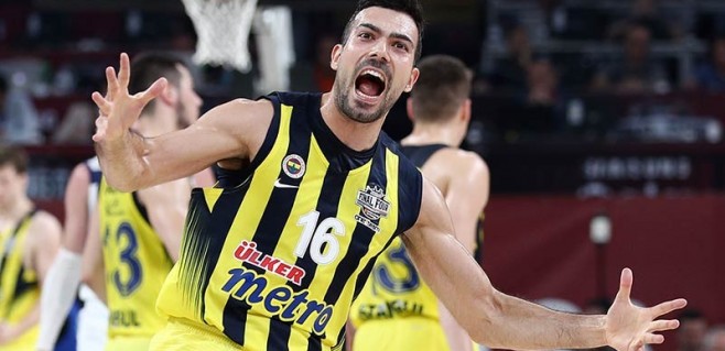 Kostas Sloukas: "Valencia'ya karşı 40 dakika konsantreli oynamalıyız"