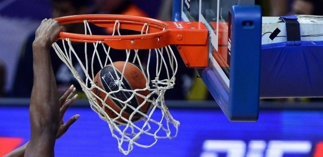 Los Angeles Lakers, Detroit Pistons’ı mağlup etti