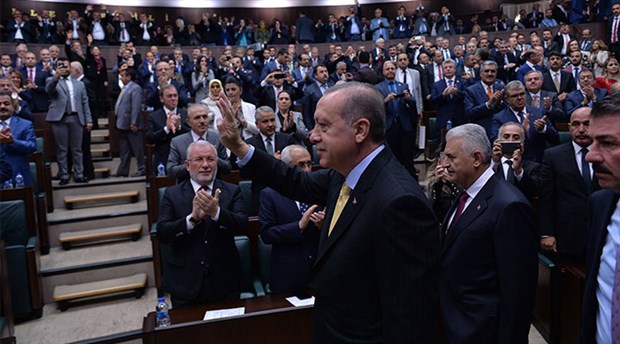 Oy için her şey mubah!
